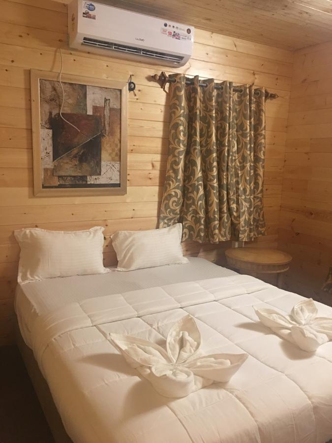 Tiara Fiesta Beach Cottages Morjim Dış mekan fotoğraf