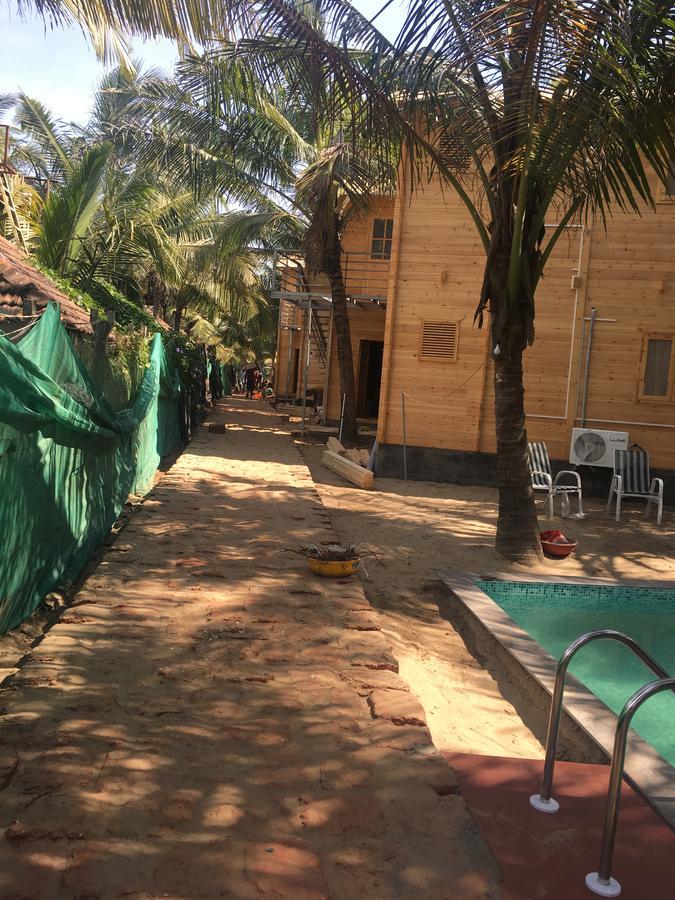 Tiara Fiesta Beach Cottages Morjim Dış mekan fotoğraf
